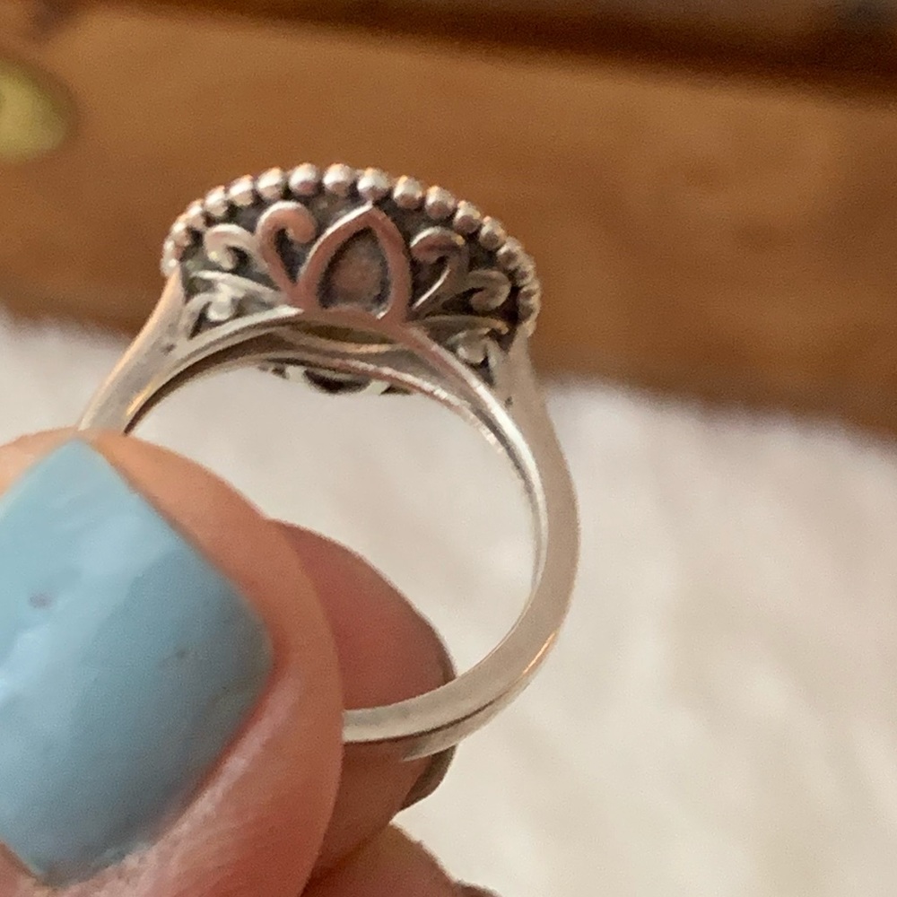 Super Cute White Sapphire Statement Ring Size 8 - image 2